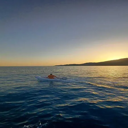 Catamarano Pax Abyssi
