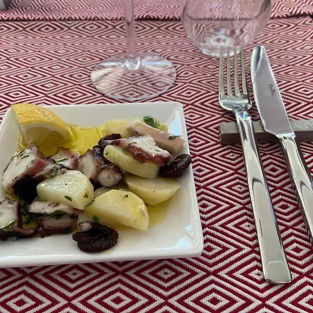 Catamarano Pax Abyssi