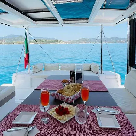 Catamarano Pax Abyssi Villasimius